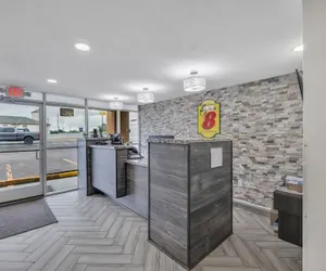 Photo 4 - Super 8 by Wyndham Morganton