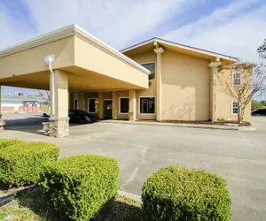 Photo 2 - Cypress Inn & Suites Washington by OYO