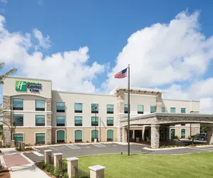 Photo 2 - HOLIDAY INN EXPRESS & SUITES GULF BREEZE - PENSACOLA AREA