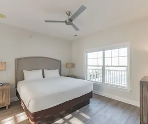 Photo 4 - Impala Suites