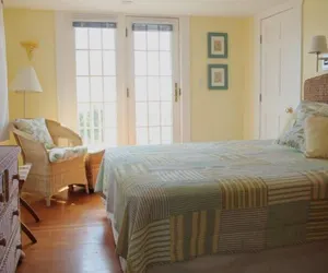 Photo 5 - An English Garden Bed & Breakfast