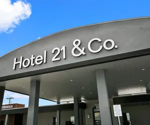 Photo 2 - Hotel 21 & Co.
