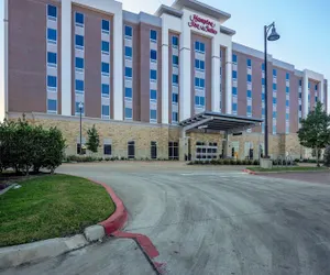 Photo 2 - Hampton Inn & Suites Houston Sugar Land