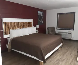 Photo 4 - American Inn