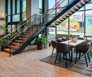 Photo 3 - Hilton Garden Inn Austin University Capitol District