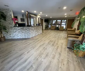Photo 3 - Aloha Beach Resort