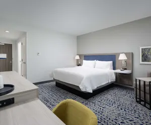 Photo 3 - Hampton Inn Ashland City, TN