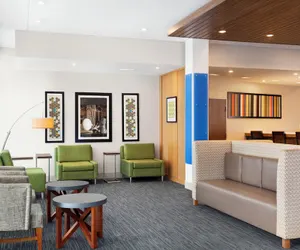 Photo 4 - Holiday Inn Express & Suites Austin North - Pflugerville, an IHG Hotel