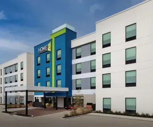 Photo 2 - Home2 Suites by Hilton Kenner New Orleans Airport