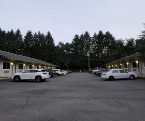 Photo 2 - Glenwood Inn & Conference Center
