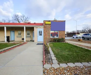 Photo 2 - Hotel O Markham IL near Harvey/Tinley Park