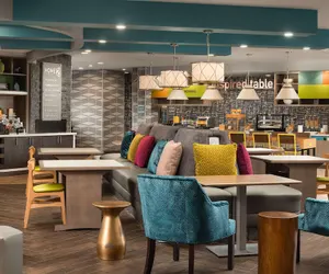 Photo 4 - Home2 Suites by Hilton Bend