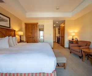 Photo 3 - Comfortable Studio Efficiency Unit With Balcony Over Mountaineer Square Condo - No Cleaning Fee! by RedAwning