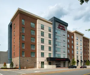 Photo 2 - Hampton Inn & Suites Greensboro Downtown