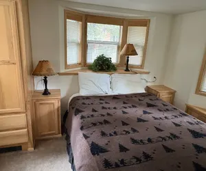 Photo 4 - Willamette Pass Inn Chalets