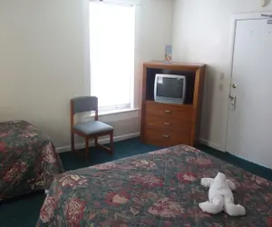 Photo 5 - Shoreham Hotel