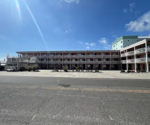Photo 2 - Coliseum Ocean Resort