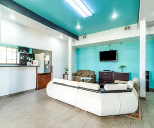 Photo 5 - Atria Extended Stays By OYO, Jourdanton, TX