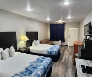 Photo 5 - Atria Inn & Suites By OYO, Jourdanton, TX