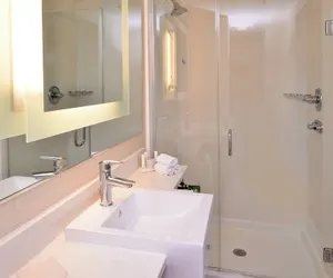 Photo 3 - SpringHill Suites by Marriott Voorhees Mt. Laurel/Cherry Hil