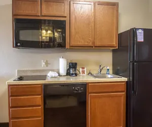 Photo 2 - Suburban Studios Triadelphia - Wheeling at The Highlands