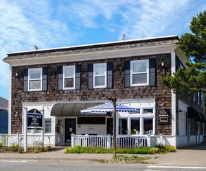 Photo 2 - Cannon Beach Hotel Collection