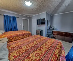 Photo 5 - Aqua View Motel