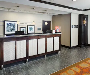 Photo 4 - Hampton Inn & Suites Lansing West