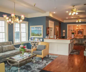Photo 3 - Harbour View Inn