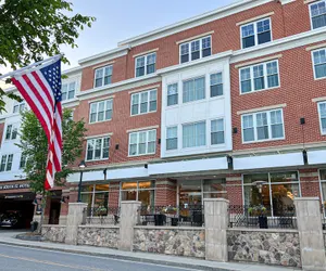 Photo 2 - Six South St Hotel