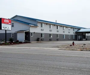 Photo 2 - OYO Hotel Shelby MT Hwy 2 & I-15