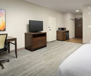 Photo 4 - Hilton Garden Inn Charlotte Airport