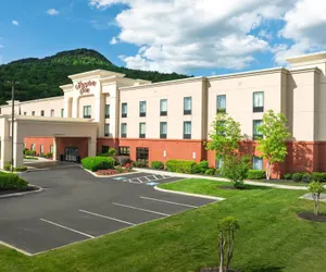 Photo 2 - Hampton Inn Kimball