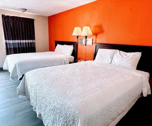 Photo 2 - Relax Inn Henryetta