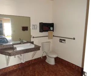 Photo 5 - Americas Best Value Inn Brownsville