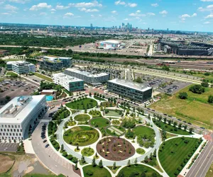 Photo 2 - Courtyard Philadelphia South at The Navy Yard