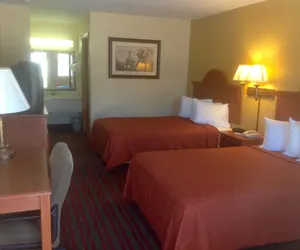 Photo 2 - Western Motel