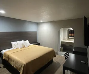 Photo 4 - Southmore Boulevard Motel