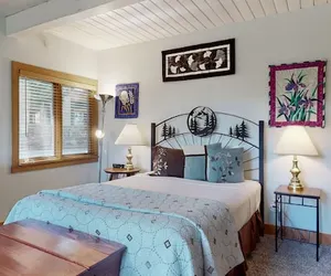 Photo 3 - Aspenwood - CoralTree Residence Collection