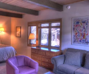 Photo 2 - Aspenwood - CoralTree Residence Collection