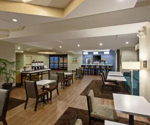 Photo 3 - Hampton Inn Los Angeles Int'l Airport/Hawthorne