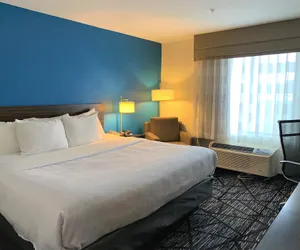 Photo 5 - SureStay by Best Western Cambridge