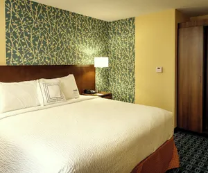 Photo 4 - Fairfield Inn & Suites Meridian