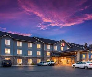 Photo 2 - Best Western Plus Chena River Lodge