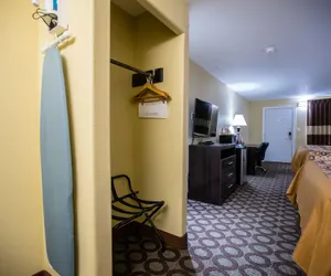 Photo 5 - Relax Inn & Suites