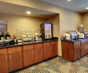 Photo 4 - Cobblestone Inn & Suites - Rugby