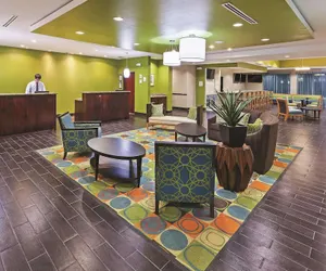 Photo 3 - La Quinta by Wyndham Houston Willowbrook Vintage Park
