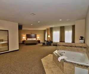 Photo 5 - Comfort Inn Apalachin / Binghamton W Route 17