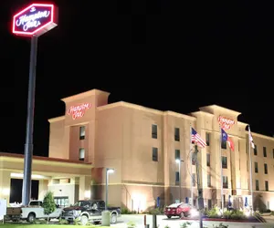 Photo 2 - Hampton Inn Cotulla