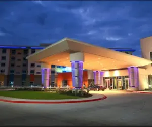 Photo 2 - Apache Casino Hotel